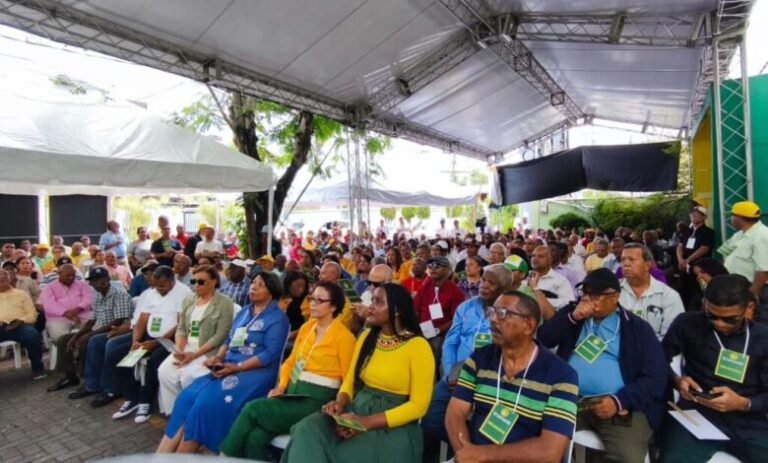 frente-amplio-celebra-v-convencion-nacional-ordinaria-780x470